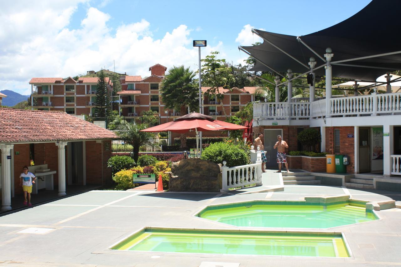 Termales Santa Monica Hotel Choachí Exterior foto