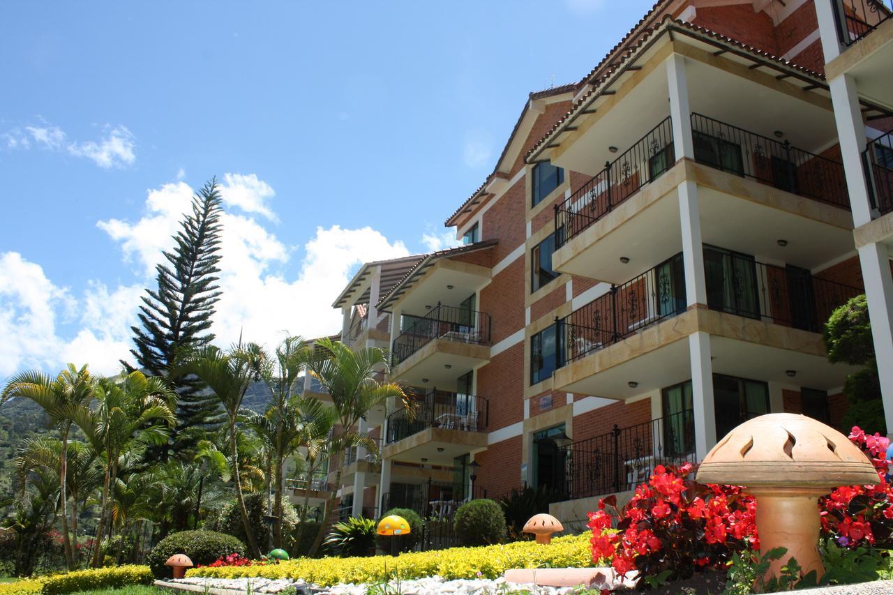 Termales Santa Monica Hotel Choachí Exterior foto